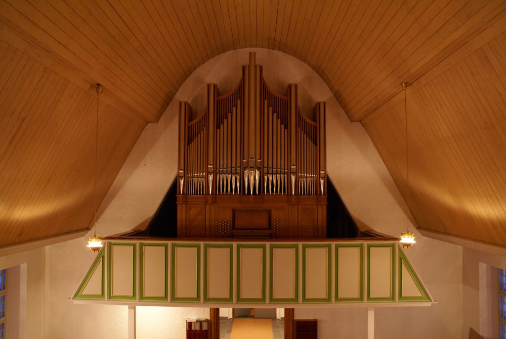 die Orgel ist fertig in Øksfjord, Loppa Kommune, Norwegen