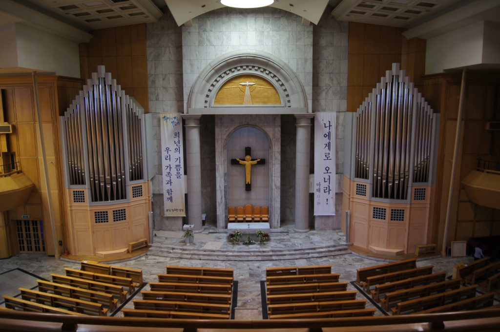 farbliche Neufassung der Orgel, St.John, Bundang-gu, Seongnam, Seoul, Südkorea