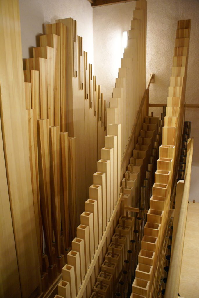 Pedalansicht der Orgel der Heilig Kreuz Kirche in Detmold, Nordrhein Westfalen, Deutschland