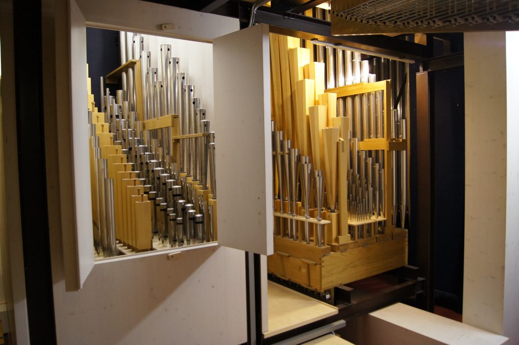 die Pedalladen der Orgel im Konzertsaal der Philharmonie Luxembourg, Grande-Duchesse Joséphine-Charlotte