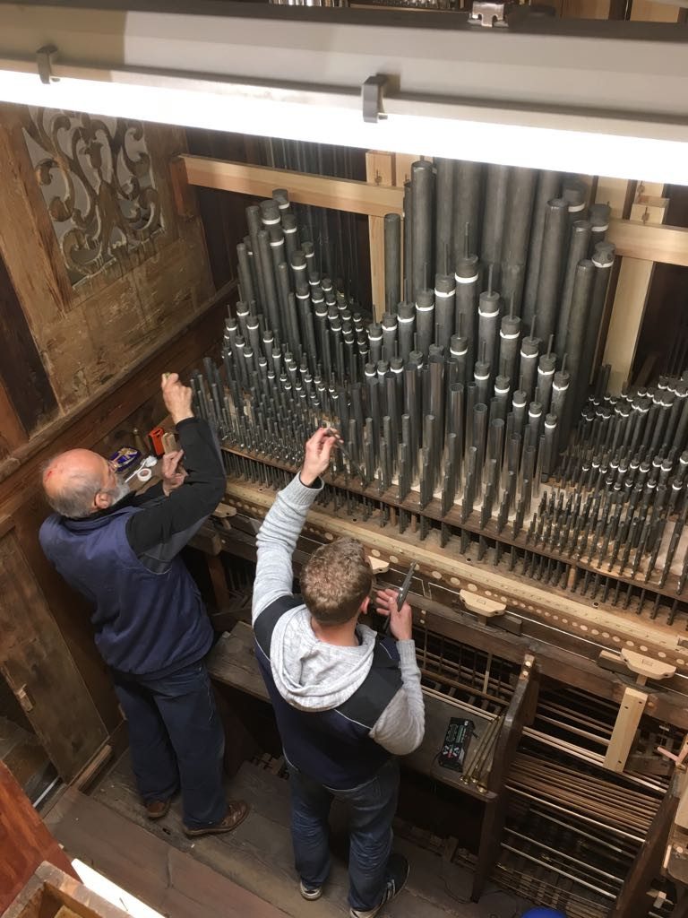 Liebfrauenkirche Jüterbog - Restauriertes Pfeifenwerk wird wieder auf die Lade gestellt