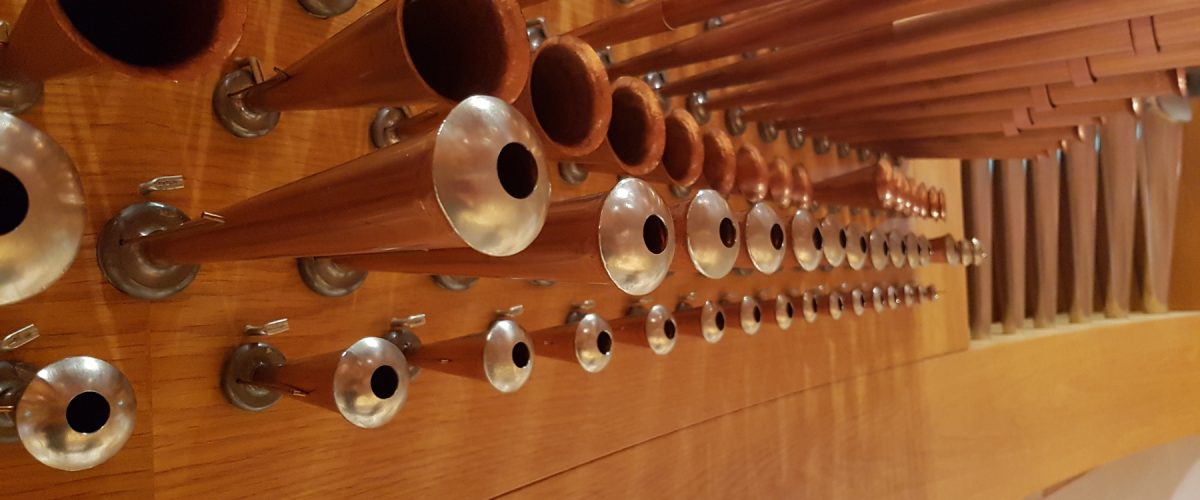 spanische Trompete 4´ und das Trompetenregal 8´